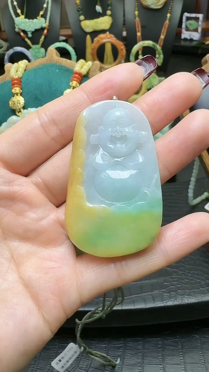 【闪购商品】翡翠颈饰未镶嵌特色黄加绿佛公
