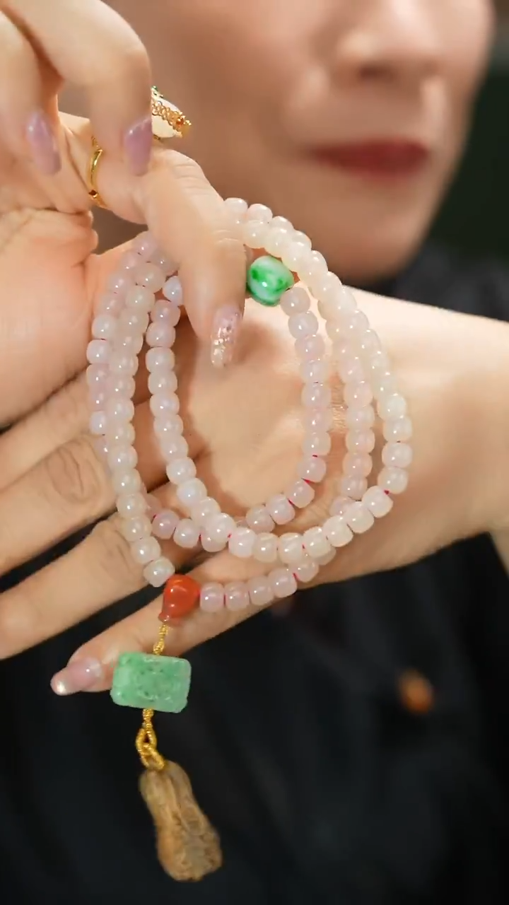 颈饰未镶嵌和田玉项链