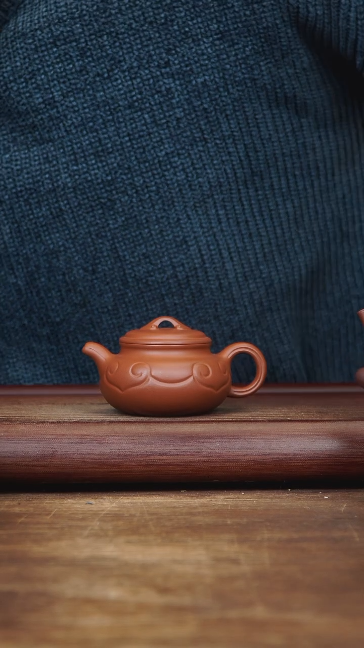 【闪购商品】紫砂茶壶140ml 仿古如意 朱泥