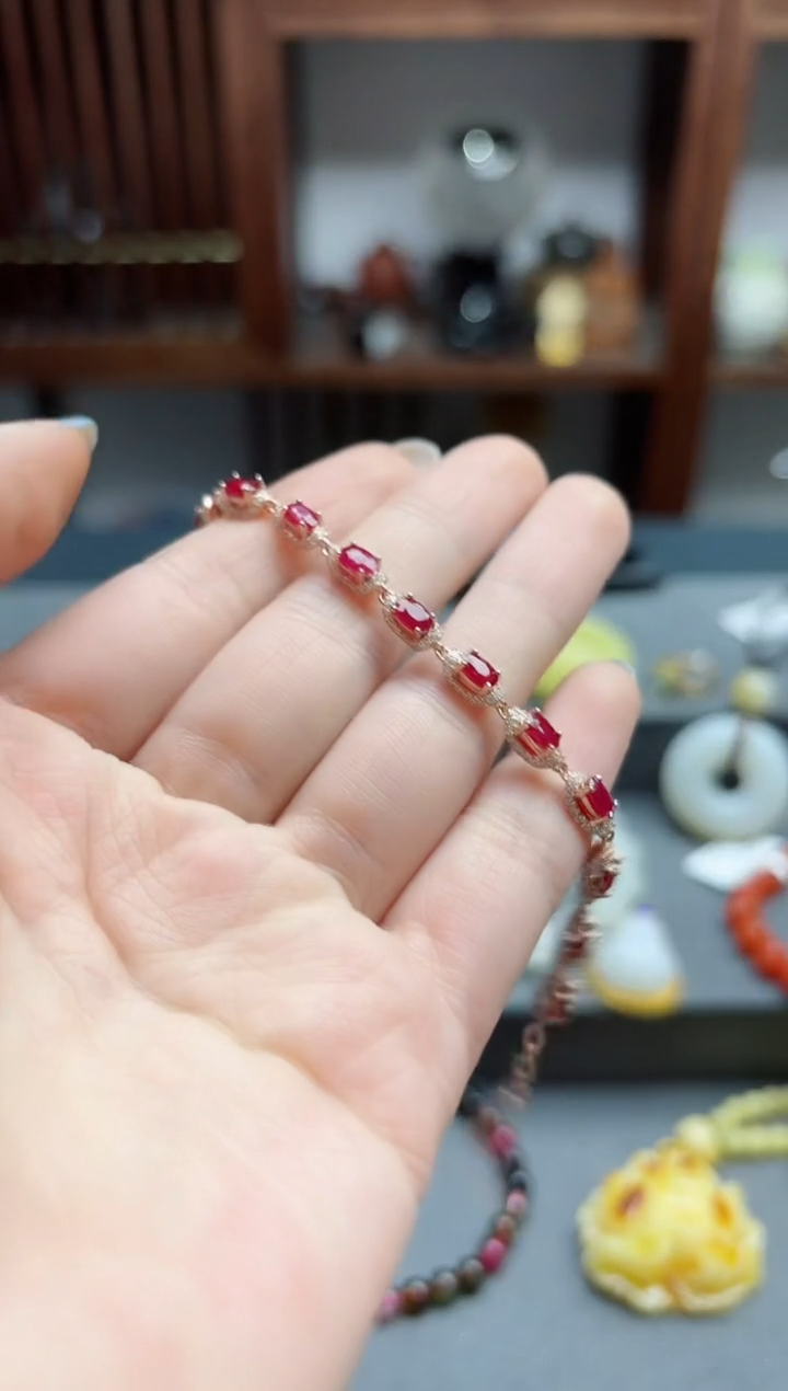 【闪购商品】红宝石手链银S925镶嵌红宝石手链*1 CB