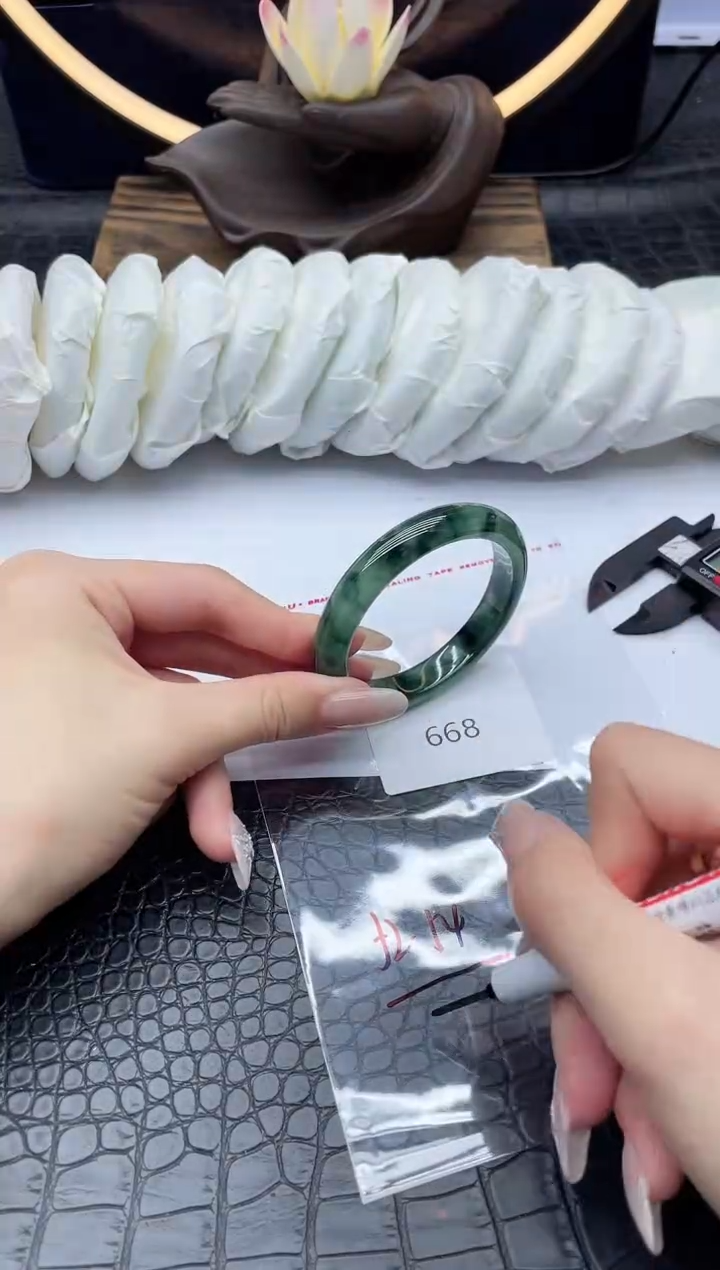 未镶嵌手镯翡翠翡翠一物一图668