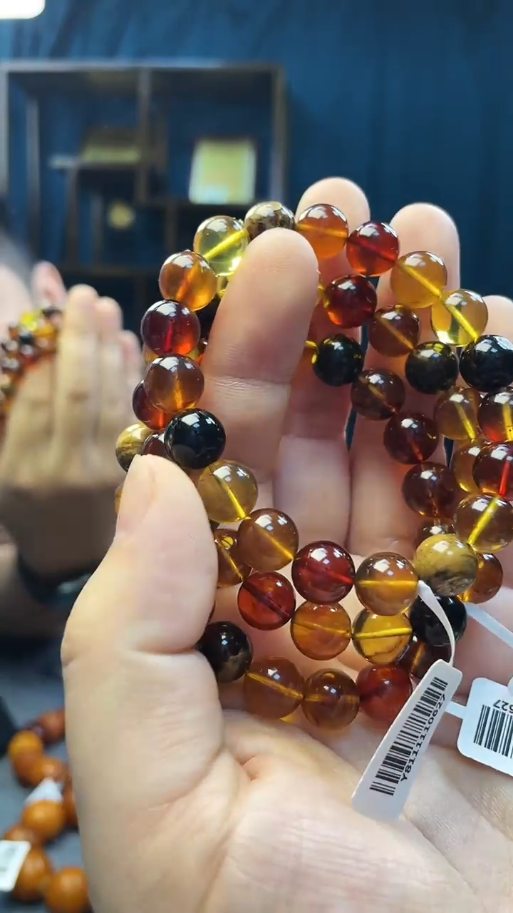 手串琥珀未镶嵌琥珀圆珠多宝手串（多样性发其一）
