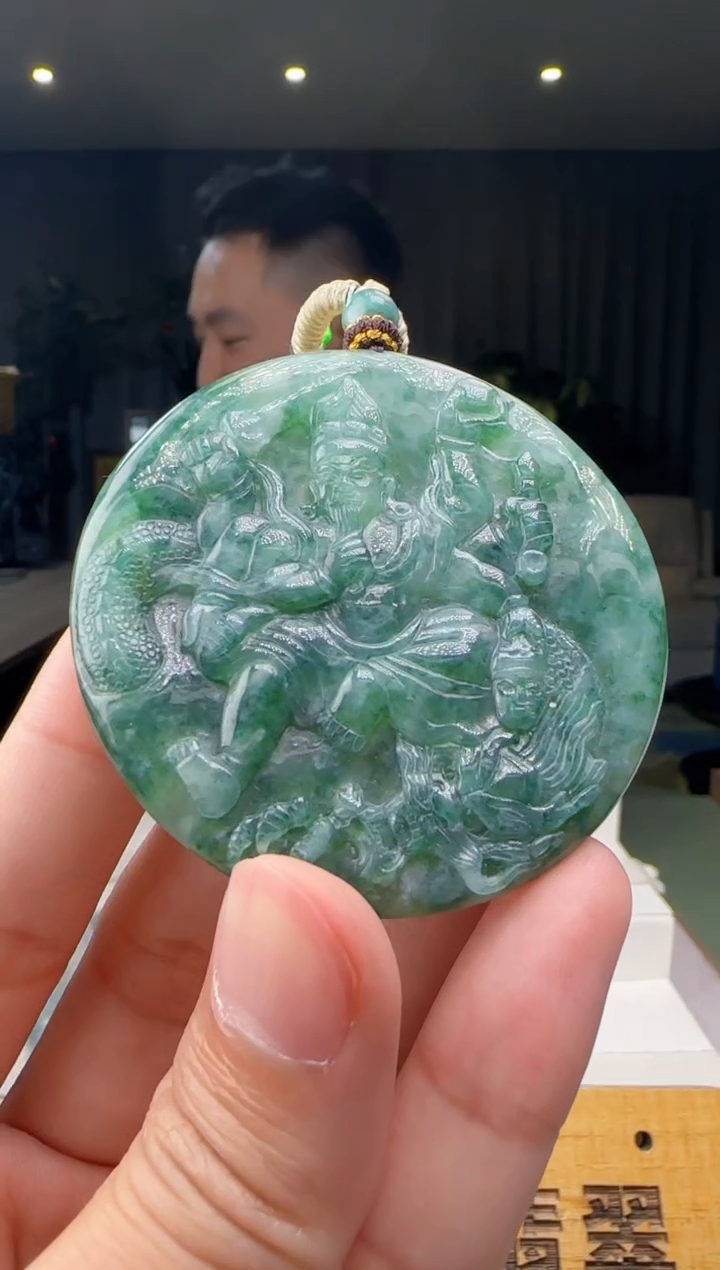 【闪购商品】翡翠吊坠(不含链)未镶嵌XM@@60B7J12882