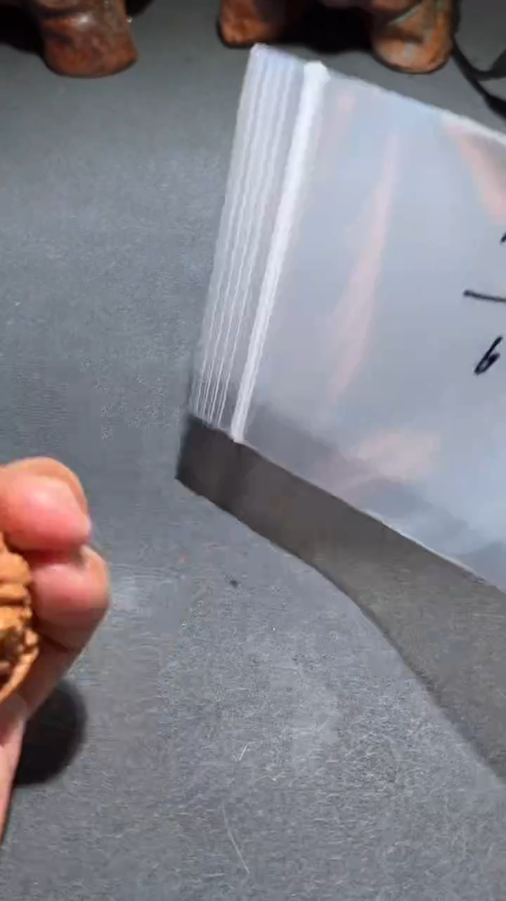 【闪购商品】文玩核桃吊坠红狮子
