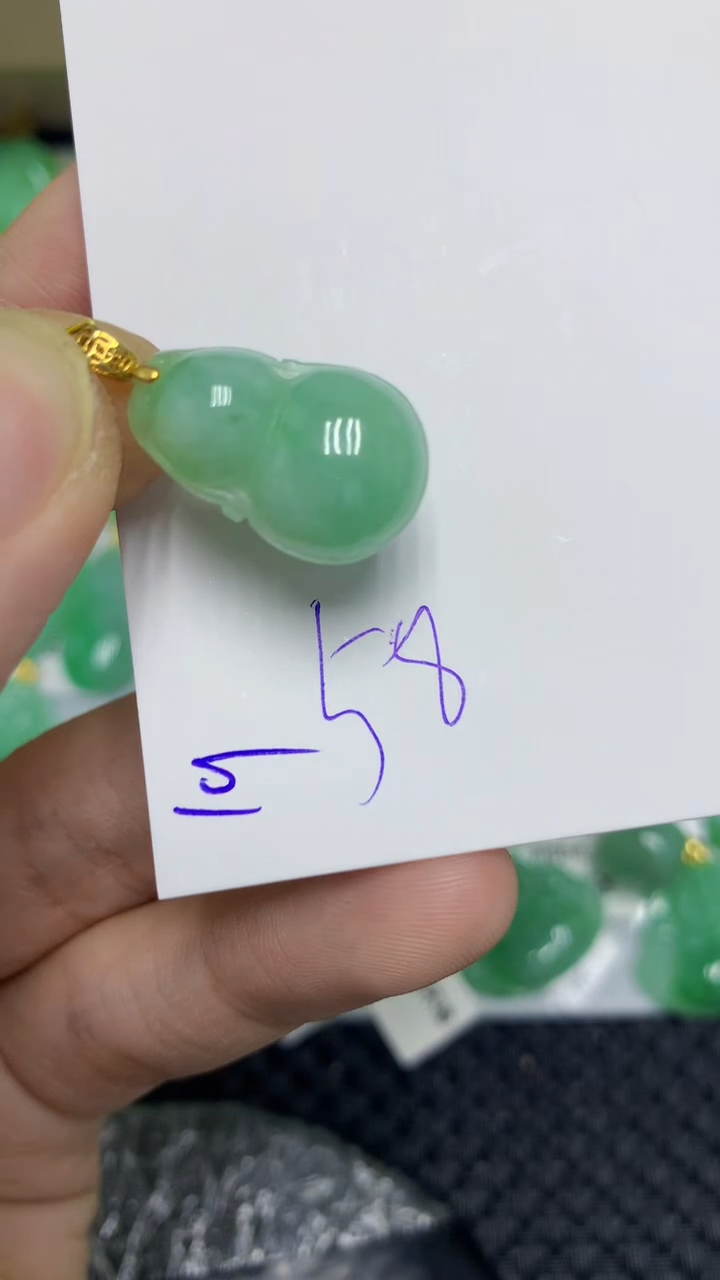 颈饰未镶嵌翡翠缅甸A货翡翠
