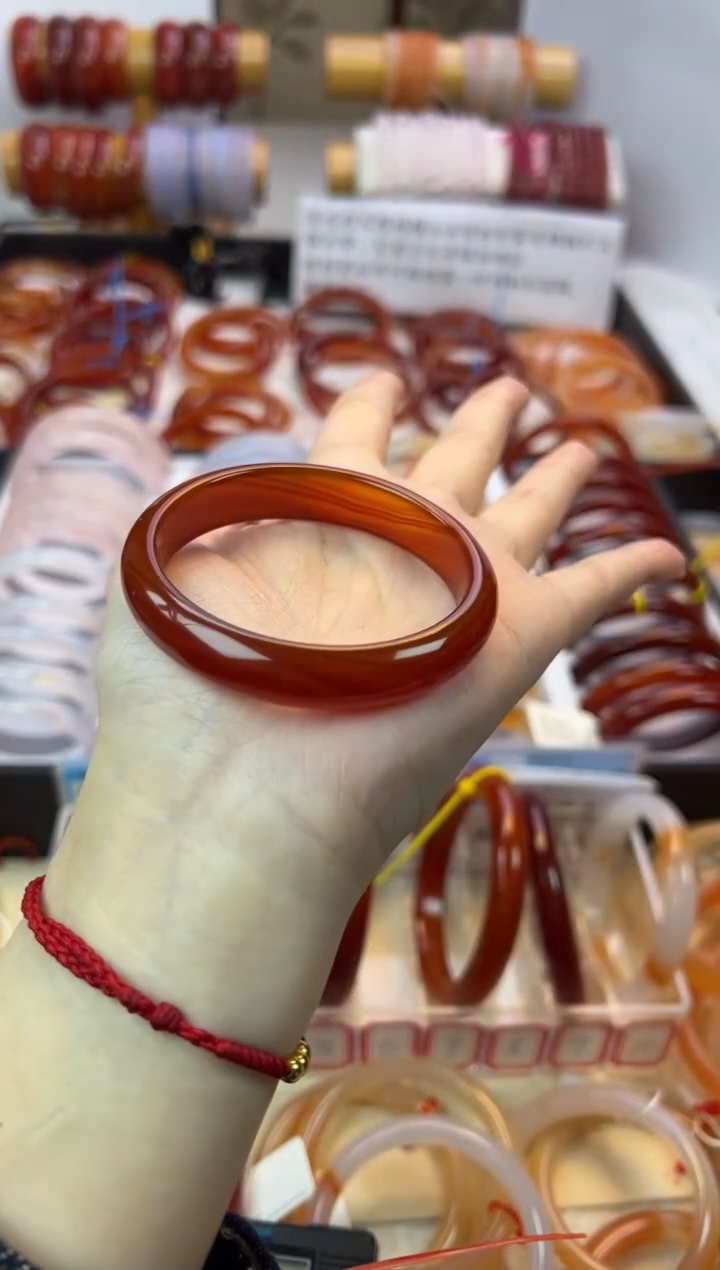 【闪购商品】玛瑙/玉髓手镯未镶嵌52圈口