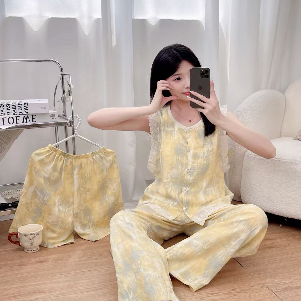 带胸垫睡衣女款爆款2025新款夏高颜值背心三件套宽松可外穿家居服