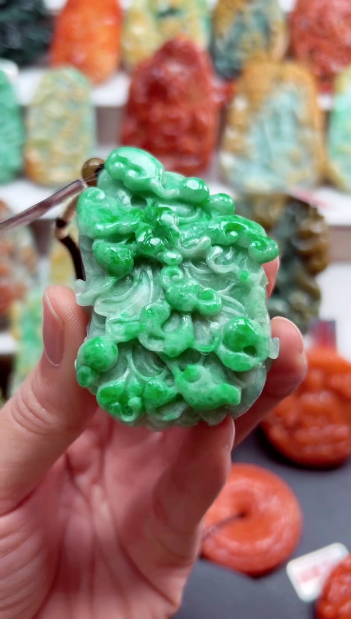 吊坠(不含链)未镶嵌翡翠天然翡翠