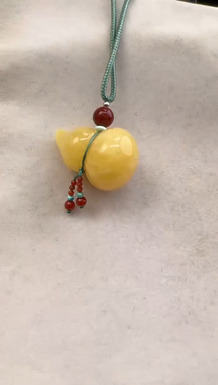 【闪购商品】琥珀裸石未镶嵌10114031-吊坠