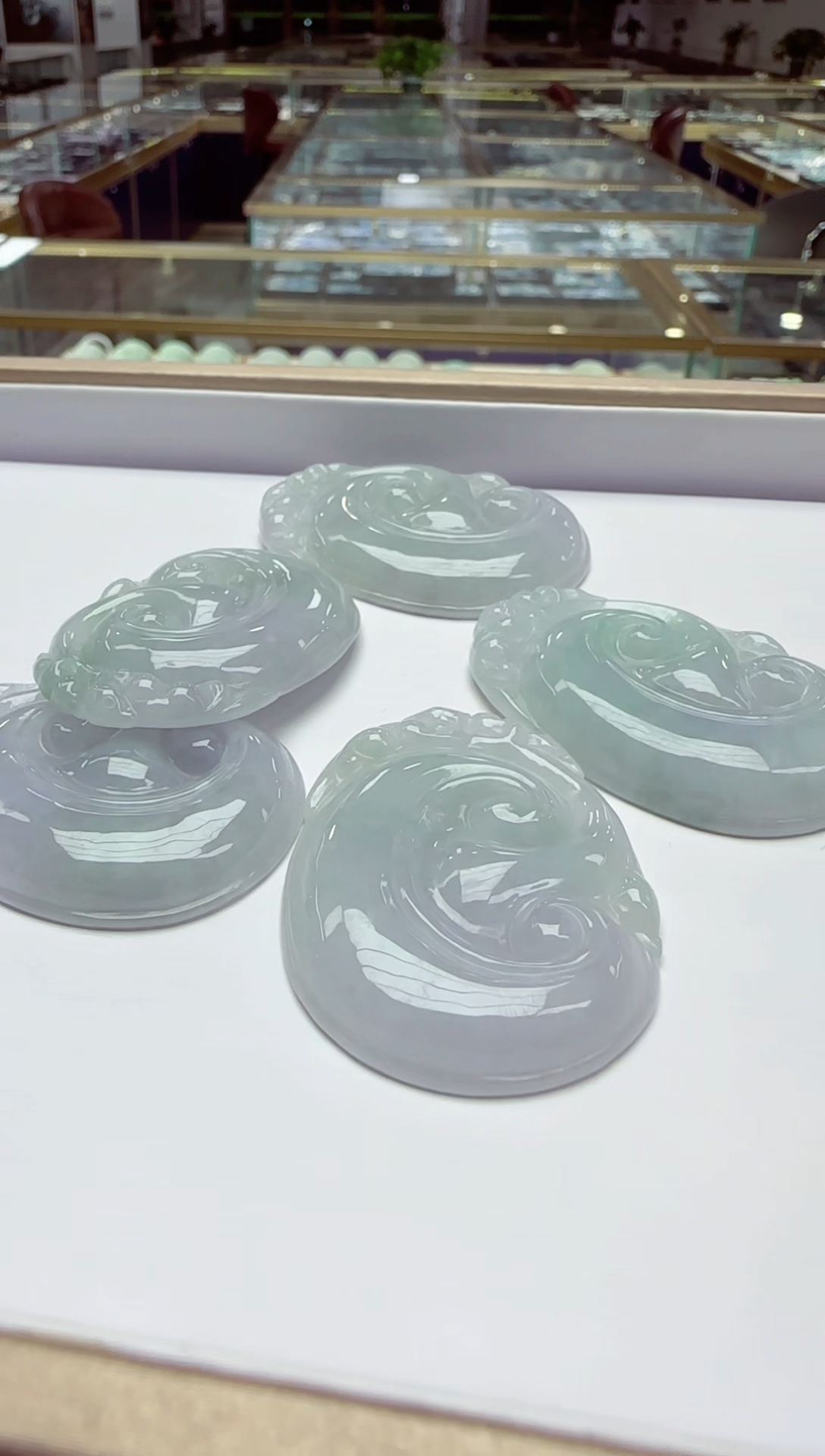 颈饰未镶嵌翡翠多样性发其一