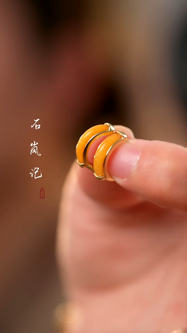 蜜蜡银S925镶嵌耳饰天然