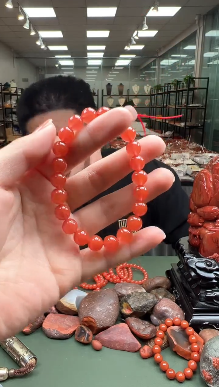 【闪购商品】南红玛瑙手串未镶嵌单圈手串一条约8mm 多样性发货