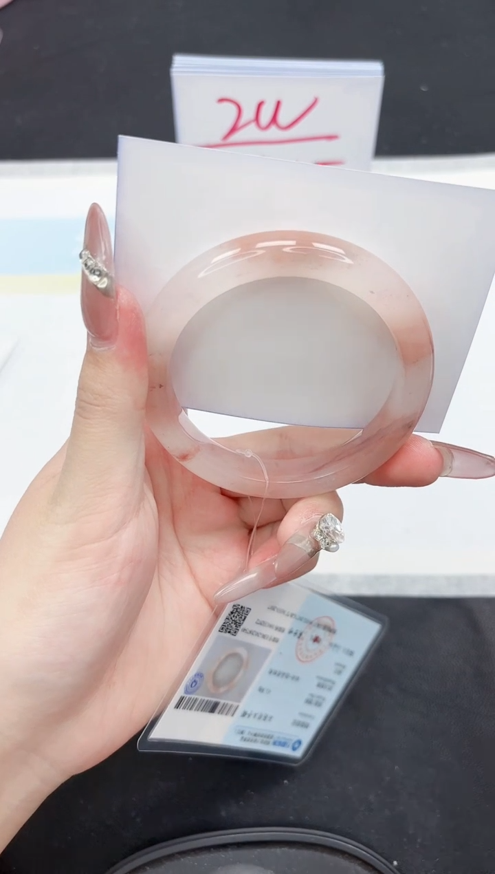 【闪购商品】石英质玉手镯未镶嵌318-56