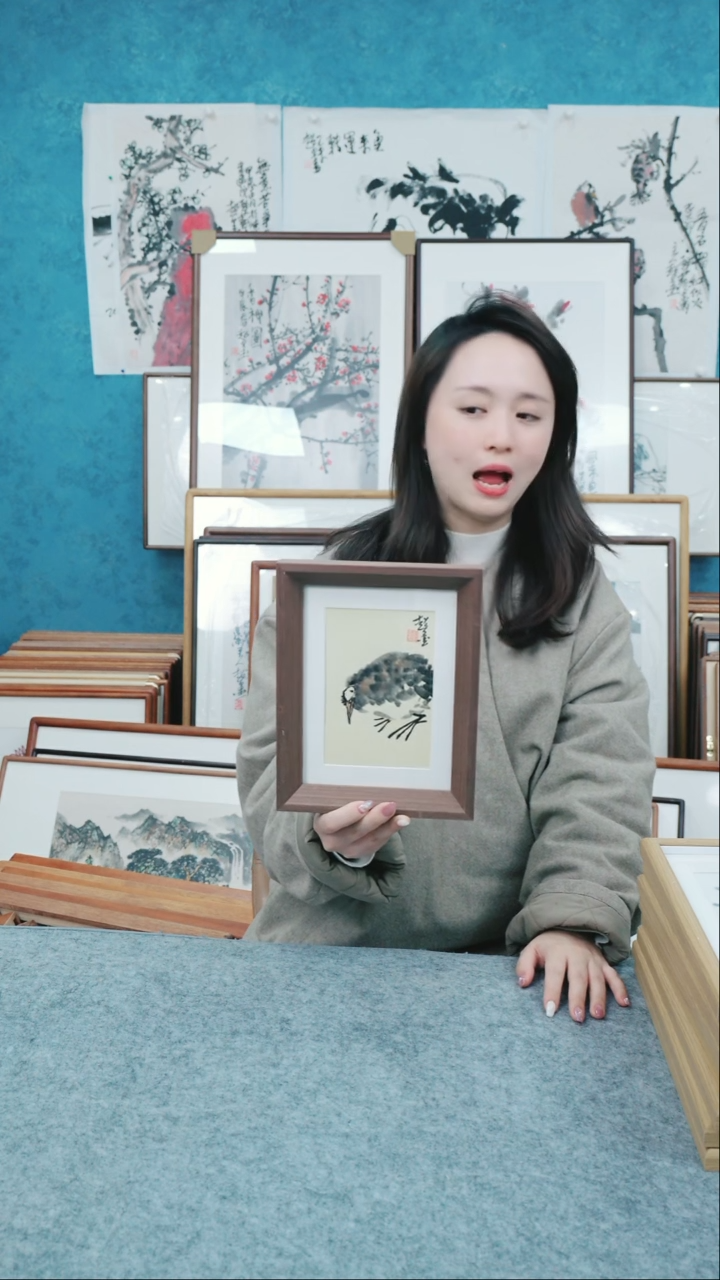 【闪购商品】国画8寸郑志超老师木质摆台