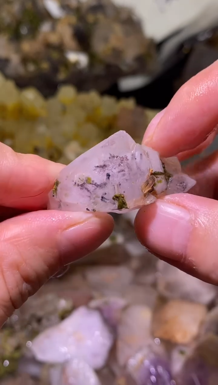 未镶嵌珠宝半成品水晶48号四川美姑超七花园水晶