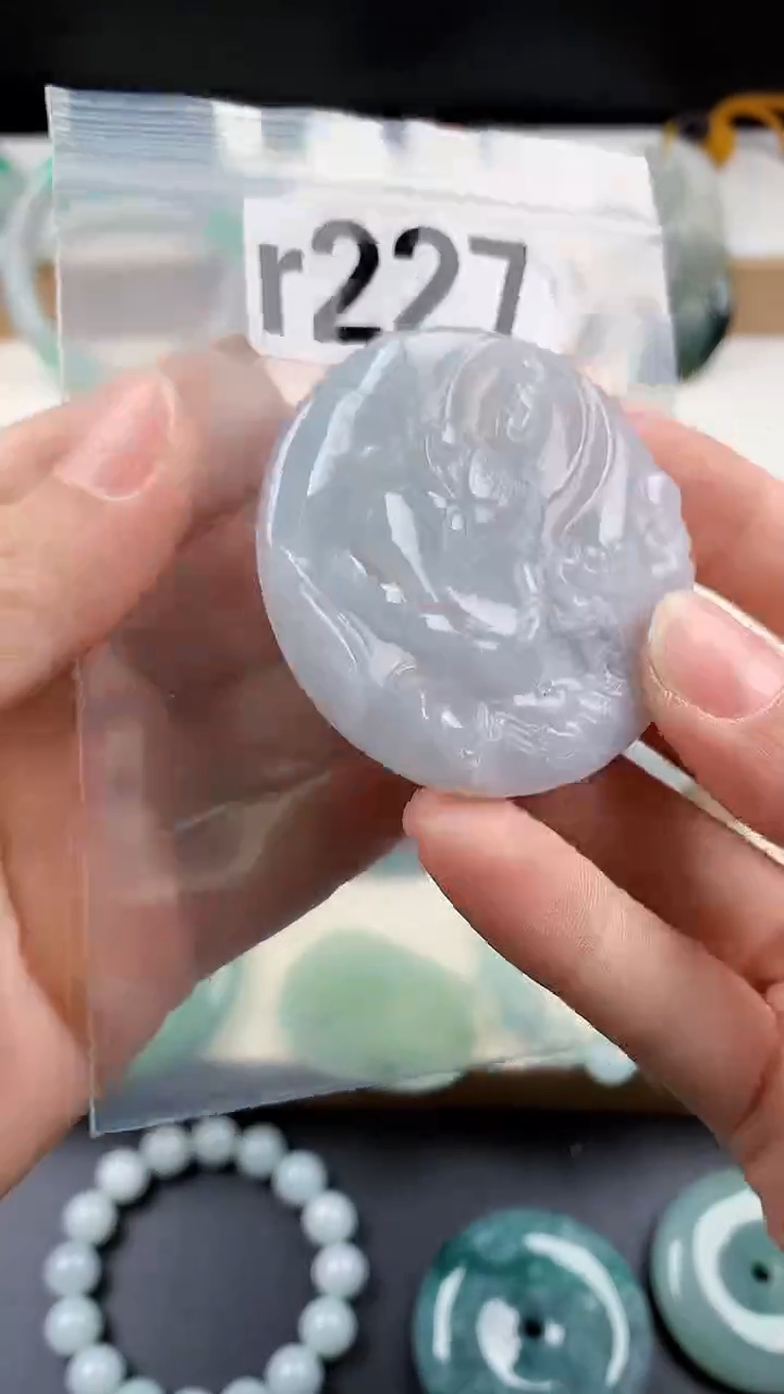 颈饰未镶嵌翡翠天然翡翠吊坠挂件