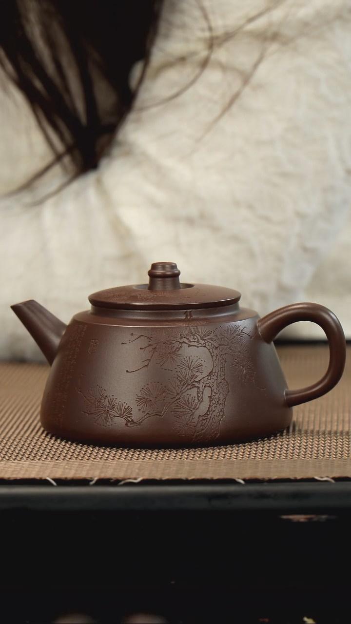 【闪购商品】紫砂茶壶老紫泥松峰