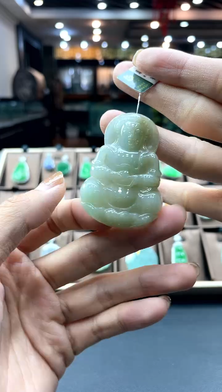 【闪购商品】翡翠颈饰未镶嵌观音
