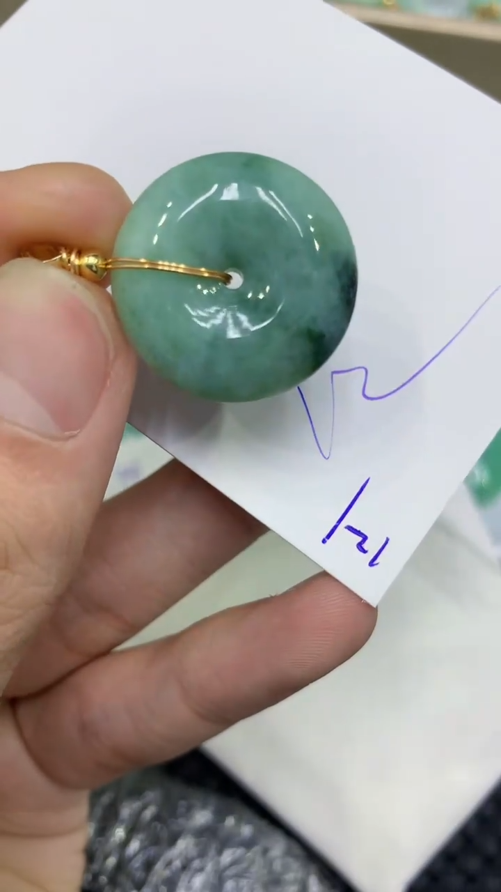 颈饰未镶嵌翡翠缅甸A货翡翠