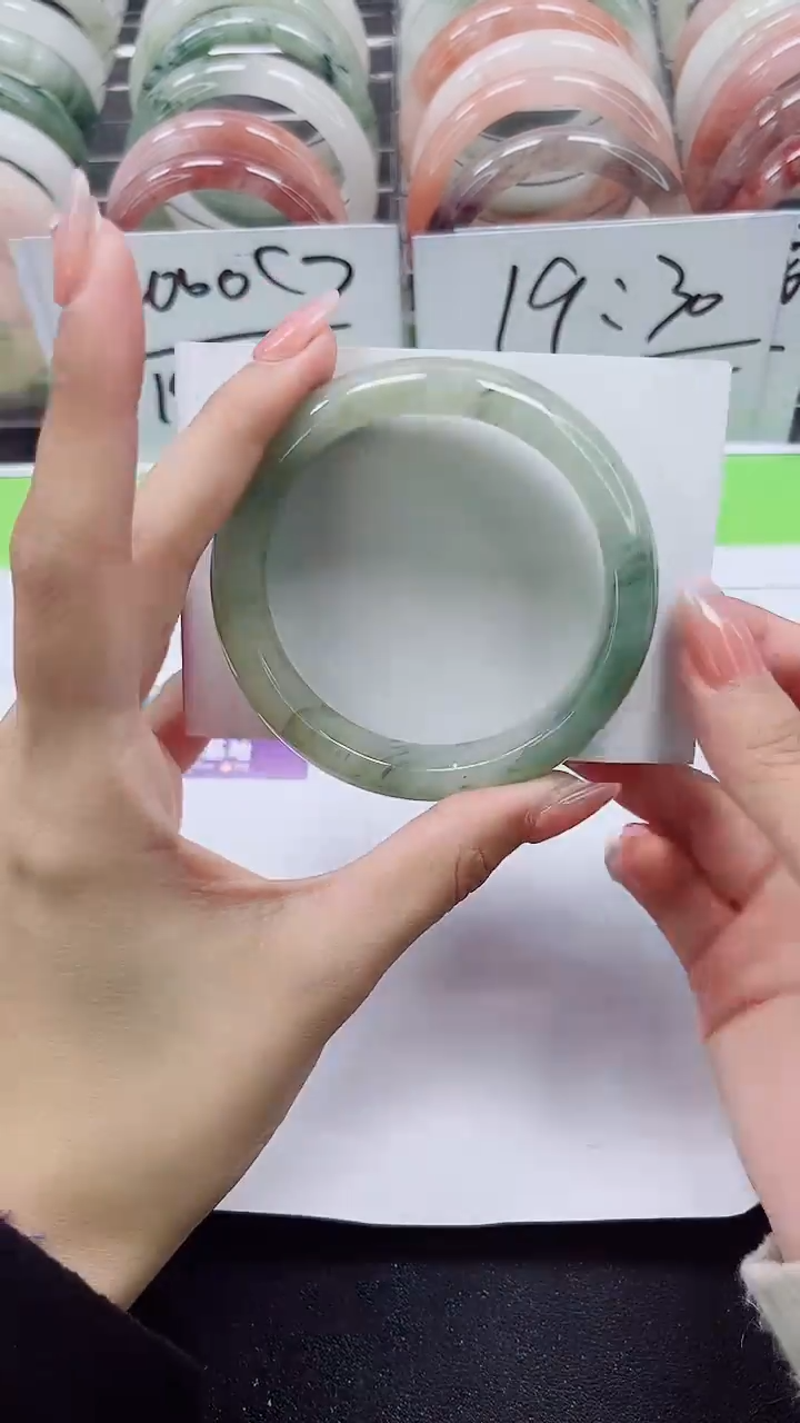 【闪购商品】石英质玉手镯合金A50-58/59