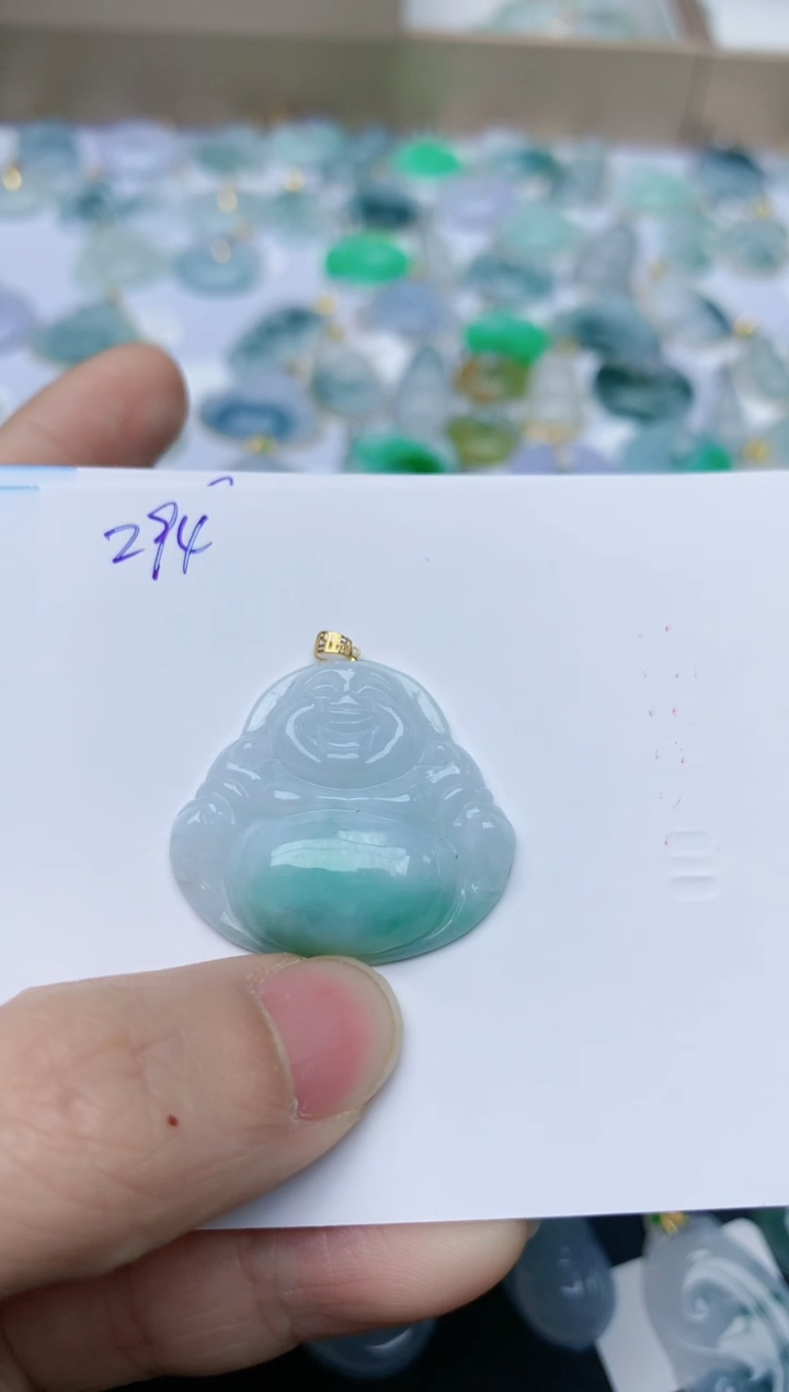 【闪购商品】翡翠颈饰18K金镶嵌天然翡翠A货    294