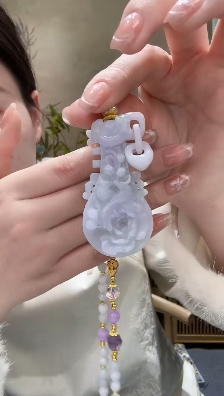 【闪购商品】翡翠颈饰未镶嵌吊坠