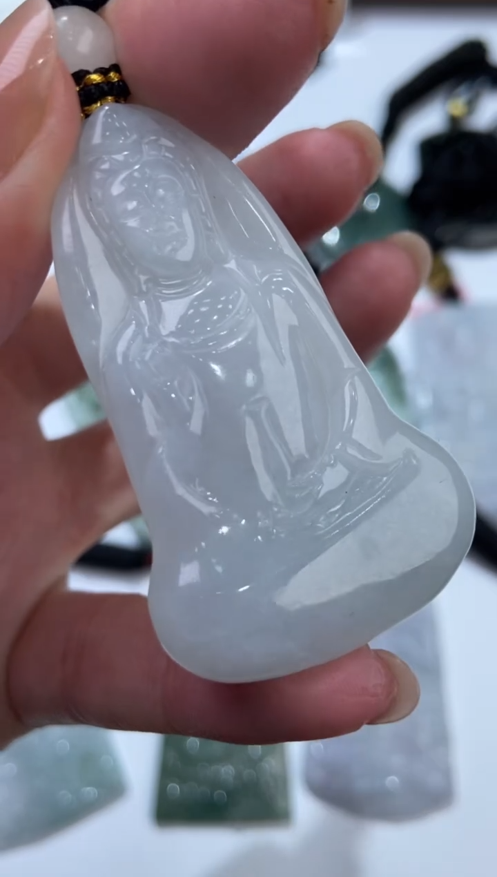 翡翠未镶嵌挂件2204781   