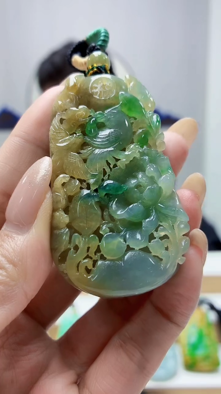 未镶嵌定制翡翠4917MM-毛货挂件159