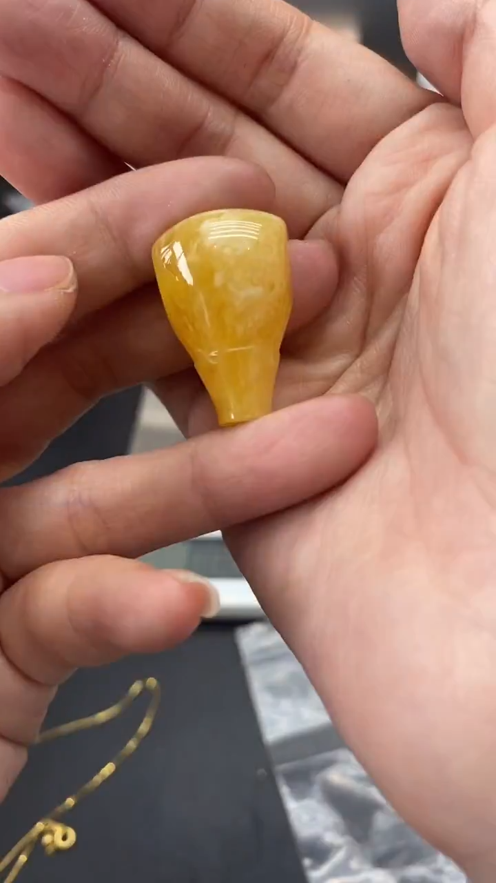 琥珀未镶嵌珠宝奇石607