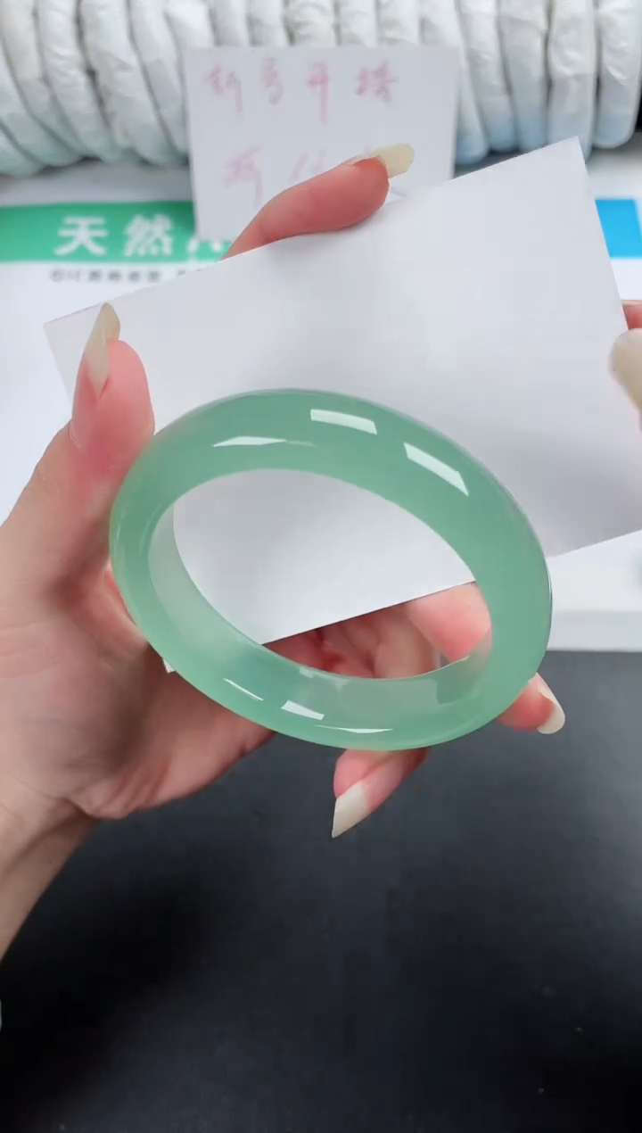 【闪购商品】石英质玉手镯未镶嵌165-56.5