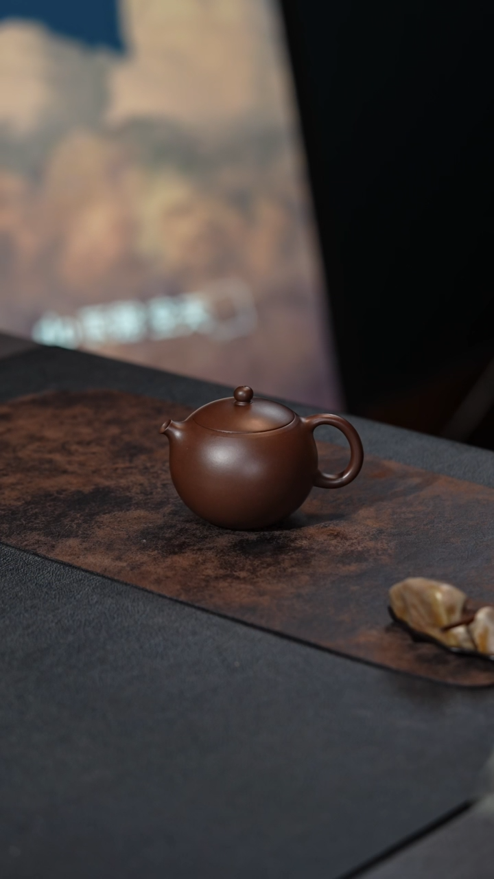 【闪购商品】紫泥茶壶掌上明珠