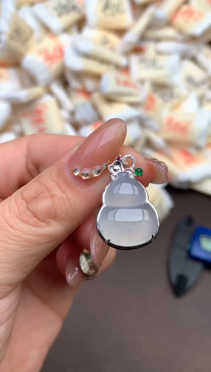 【闪购商品】翡翠颈饰18K金镶嵌—