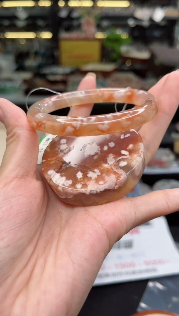 【闪购商品】石英质玉手镯未镶嵌55圈口（赠品镯心）626190