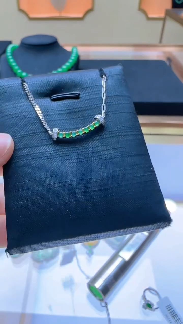 【闪购商品】翡翠套链银S925镶嵌多样性团购发一件