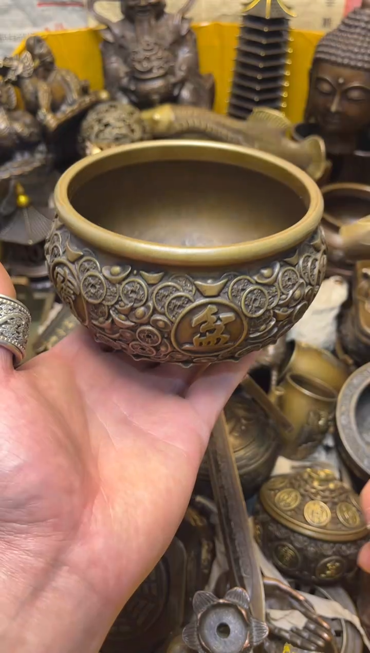精美铜器，点击下单