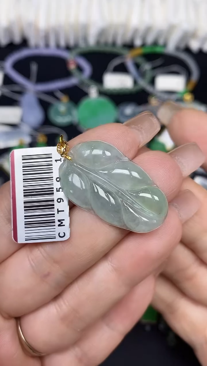 吊坠(不含链)18K金镶嵌翡翠叶子18K金扣镶嵌@@CMT959-1