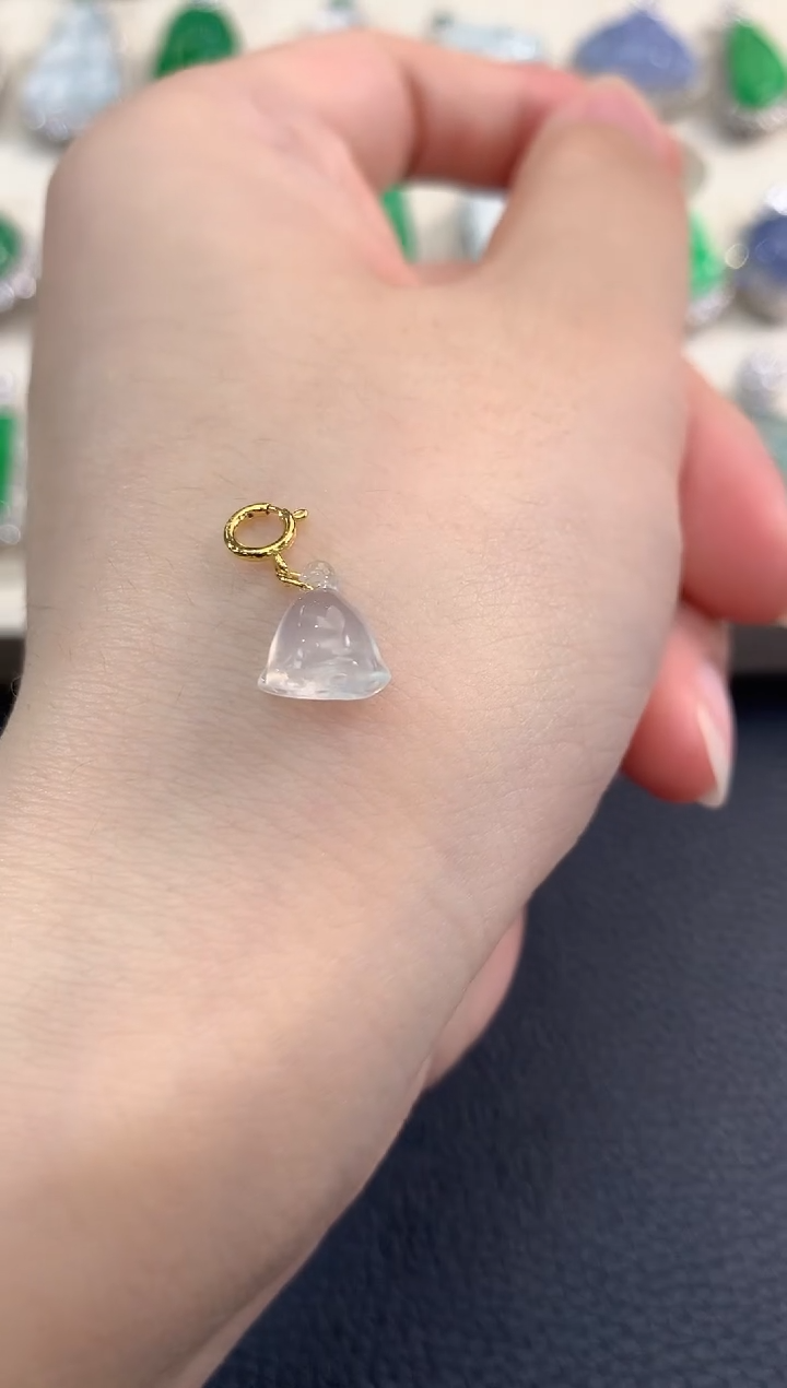 吊坠(不含链)18K金镶嵌翡翠春日珠宝 B2