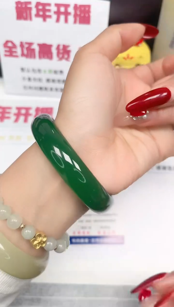 【闪购商品】石英质玉手镯未镶嵌170-58-59