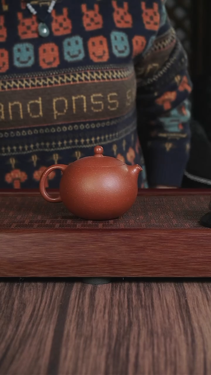 【闪购商品】紫砂茶壶XJ红降坡【掌上明珠240CC】
