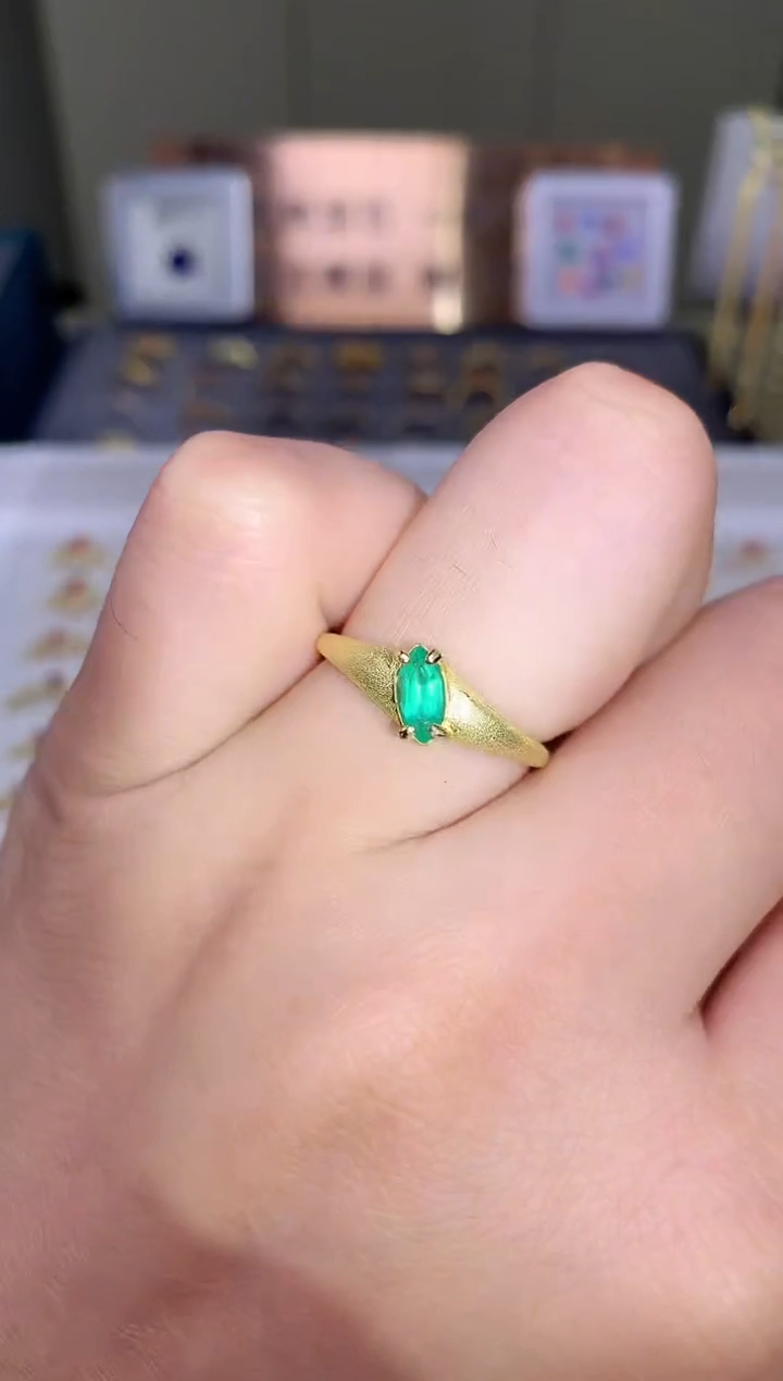 【闪购商品】祖母绿戒指银S925镶嵌戒指