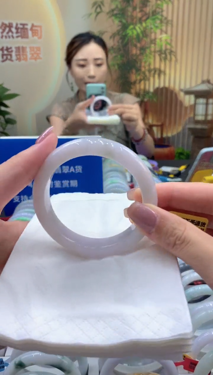 翡翠手镯未镶嵌000038304