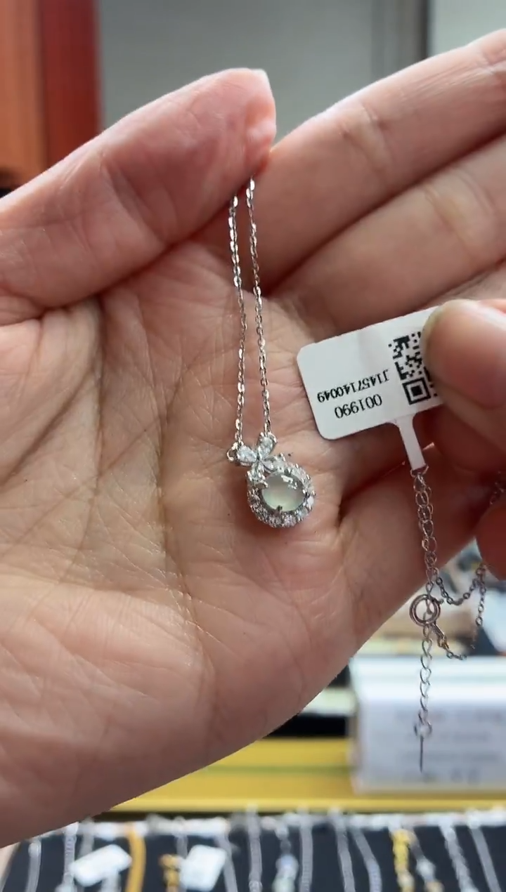 颈饰银S925镶嵌翡翠1111111111