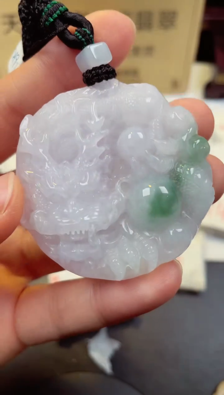 【闪购商品】翡翠颈饰未镶嵌天然A货缅甸翡翠