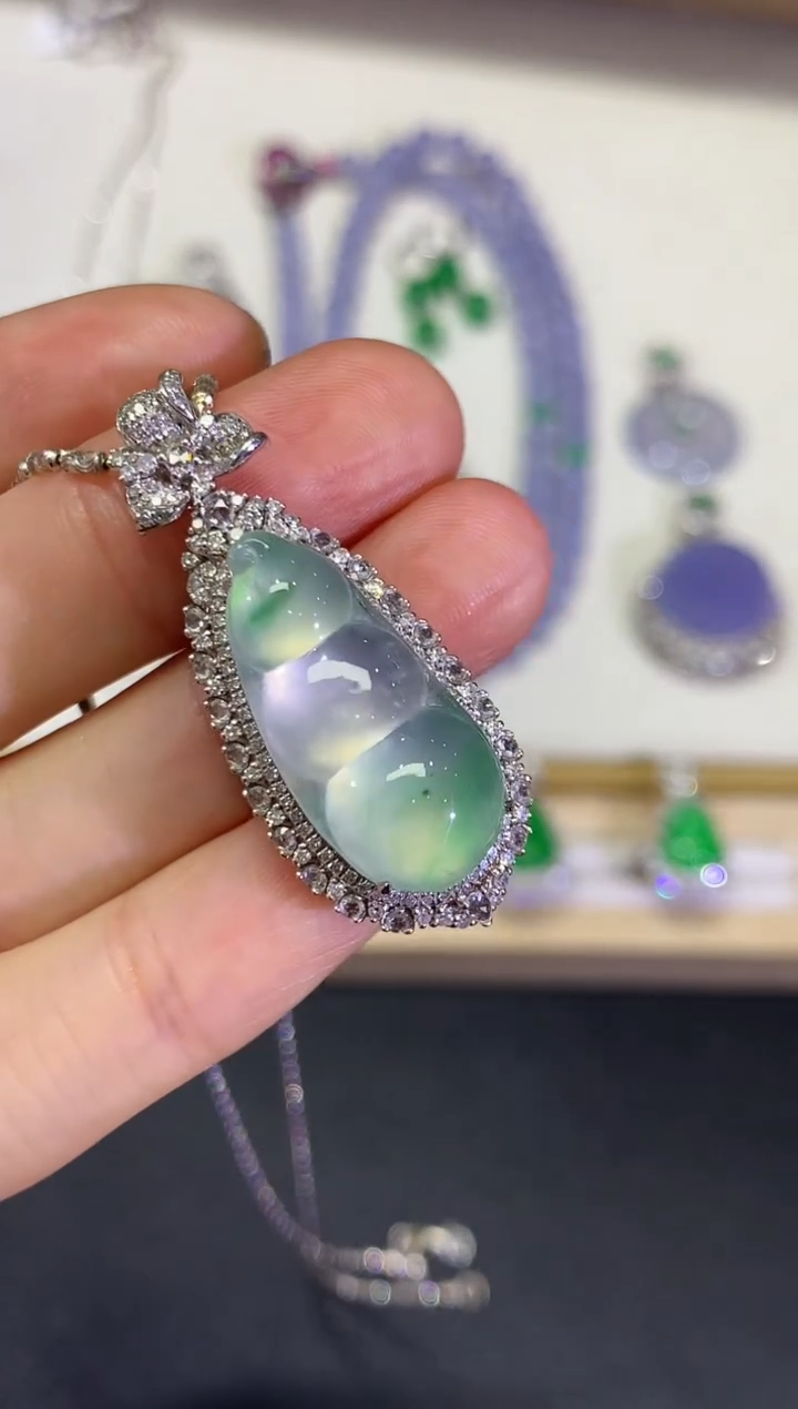 【闪购商品】翡翠颈饰18K金镶嵌团购51