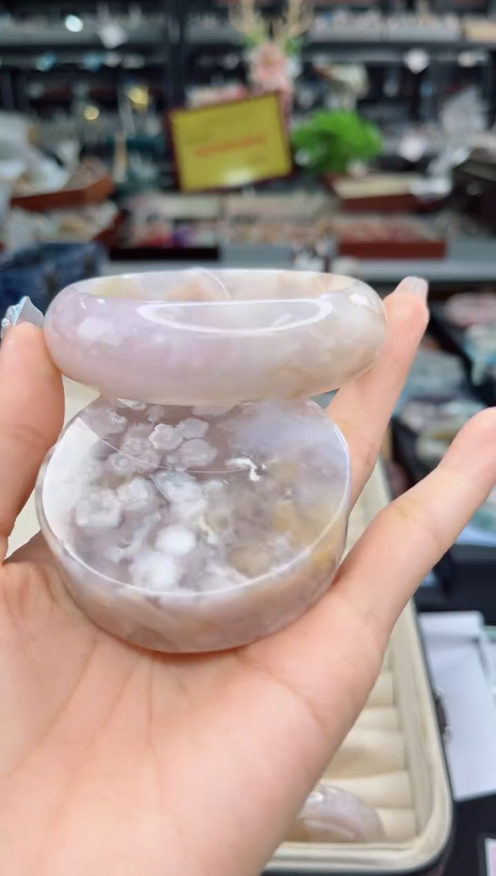 【闪购商品】石英质玉手镯未镶嵌59圈口（赠品镯心）3569214