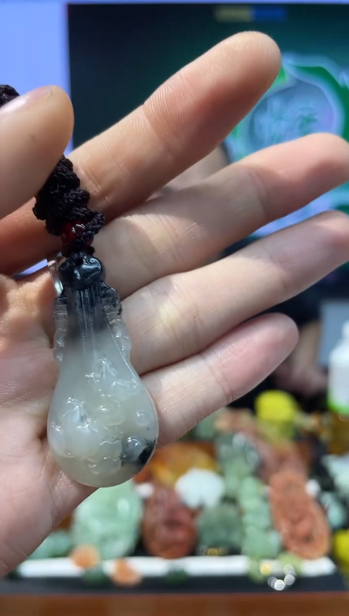 【闪购商品】岫玉吊坠未镶嵌·