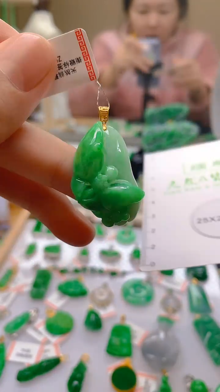 【闪购商品】翡翠颈饰18K金镶嵌新号开播，全场乱卖