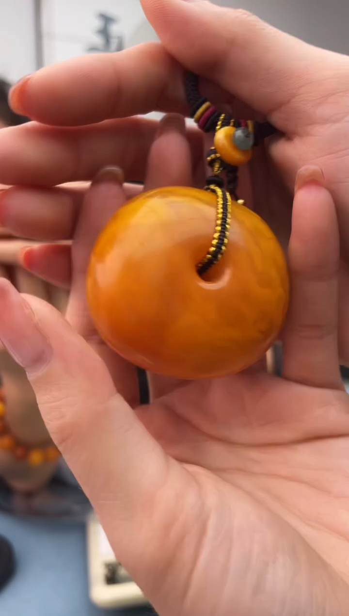 【闪购商品】蜜蜡珠宝奇石未镶嵌假一罚十，配绳045