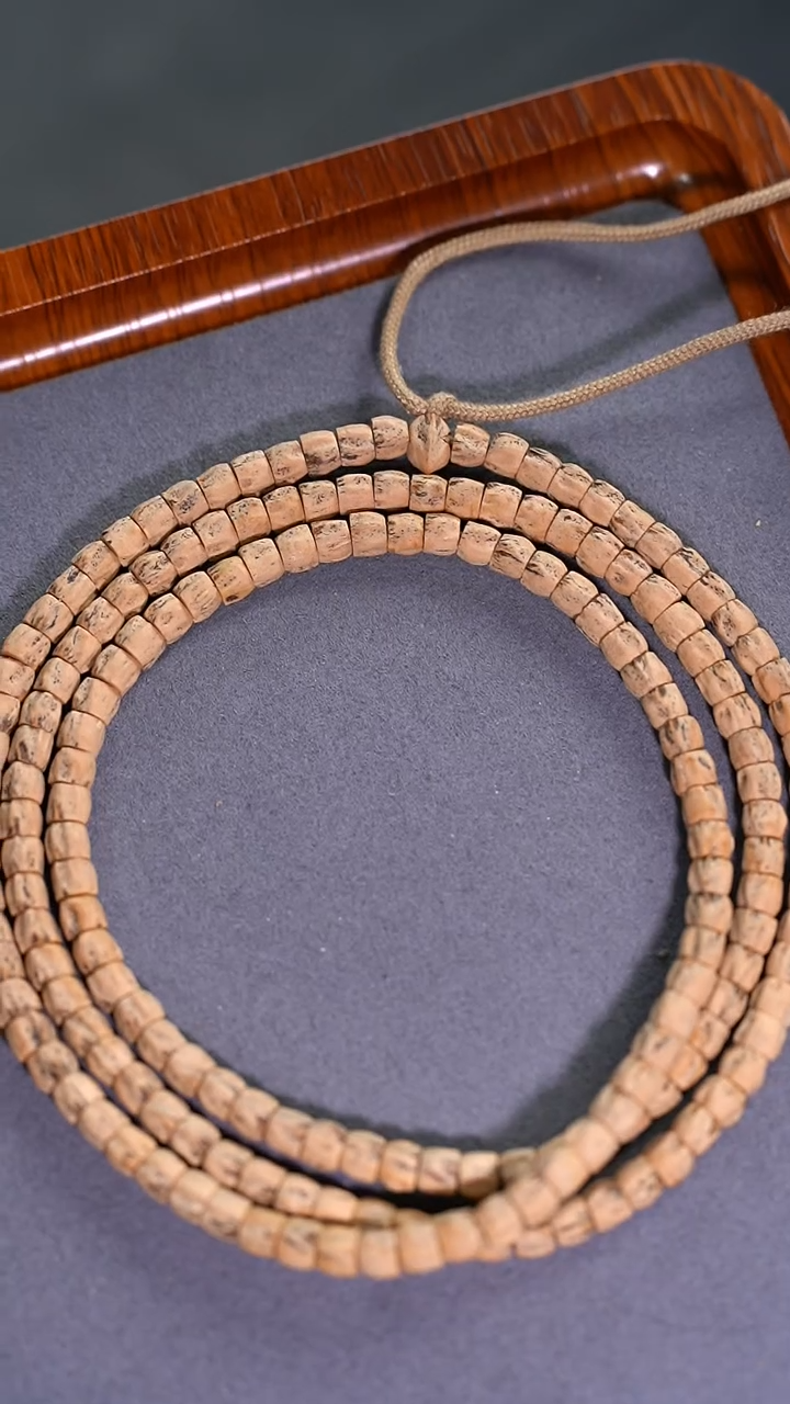 【闪购商品】柏香籽/百香籽吊坠TG0979《红牙方块》