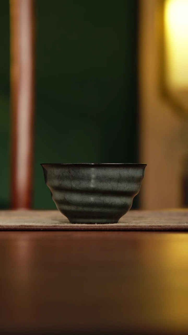 【闪购商品】【览古雅韵】黑窑变主人杯